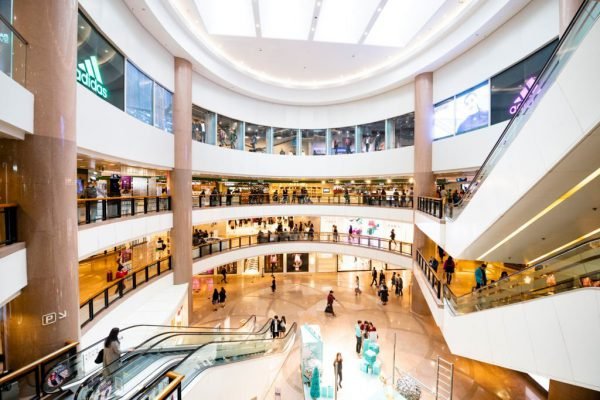 Mall Development Slows: Industry Leaders Predict Sluggish Growth Compared to Residential Real Estate