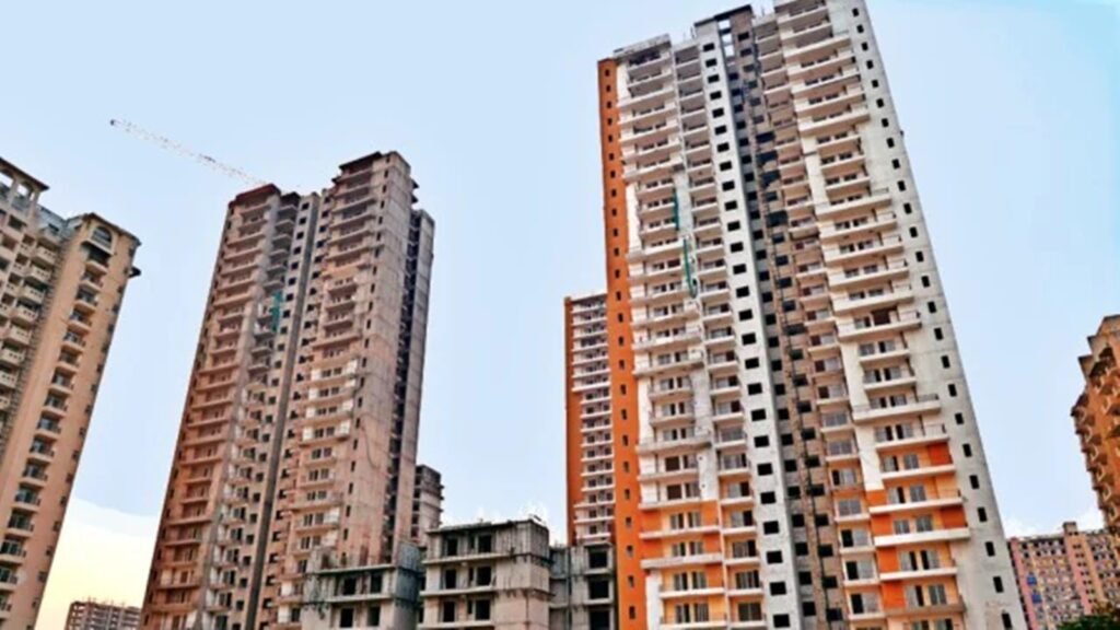 Maharashtra RERA Orders Homebuyer to Pay Rs. 1.18 Crore Dues with Interest to Transcon Developers