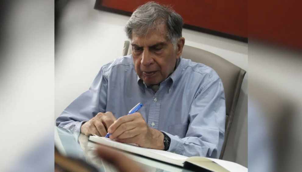 Ratan Tata: A Visionary Leader Who Transformed India’s Business Landscape Dies at 86